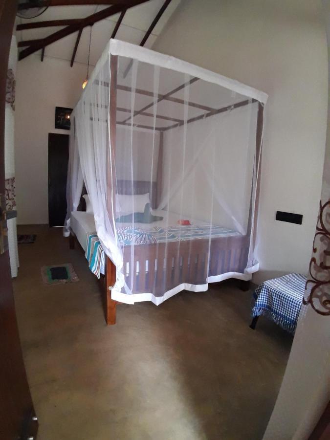 Cashew Villa Hiriketiya Діквелла Екстер'єр фото