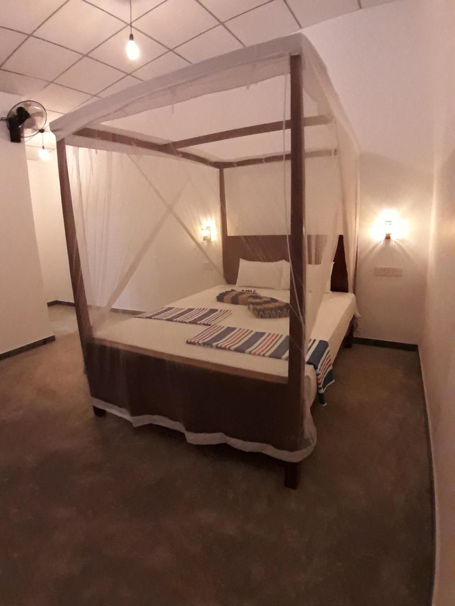 Cashew Villa Hiriketiya Діквелла Екстер'єр фото